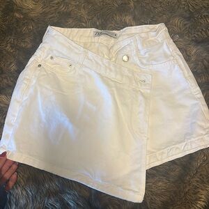 WHITE DENIM ZARA SKORT